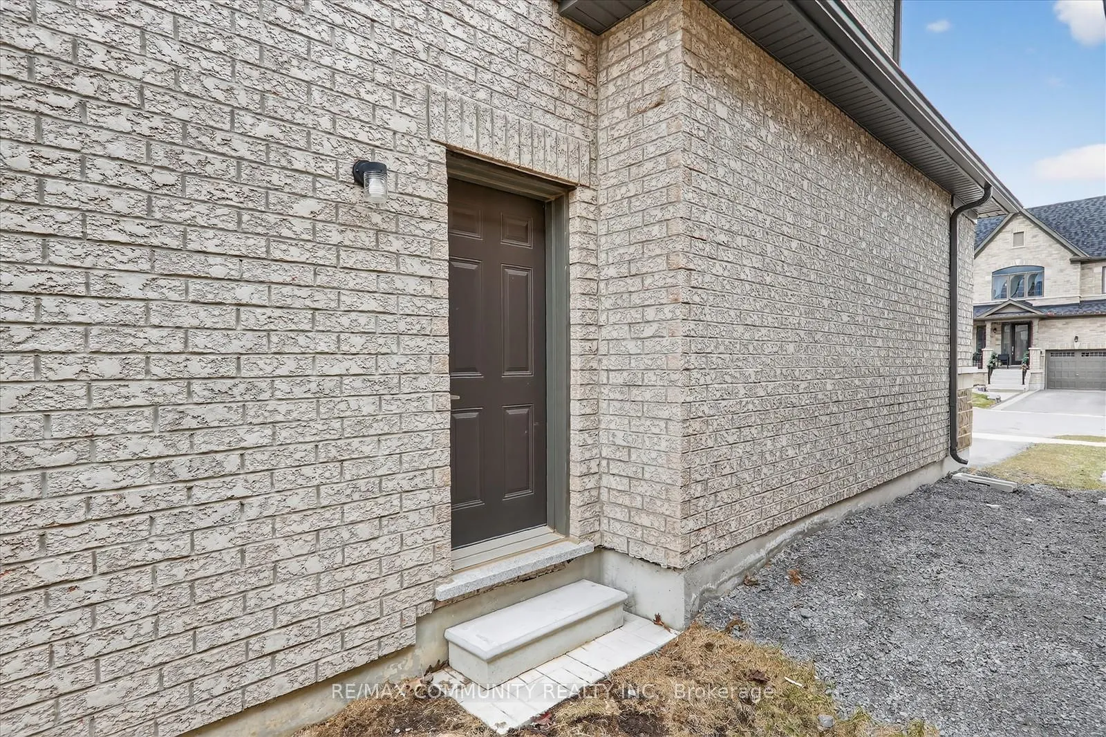 Photo 35 of 46 Wamsley Crescent, Clarington, Newcastle — HOMEH