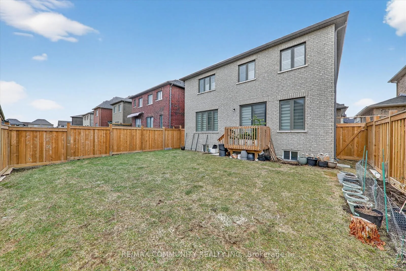Photo 36 of 46 Wamsley Crescent, Clarington, Newcastle — HOMEH