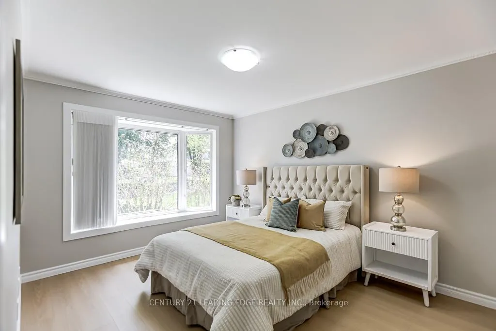 Photo 11 of 92 Drakefield Road, Markham, Bullock — HOMEH