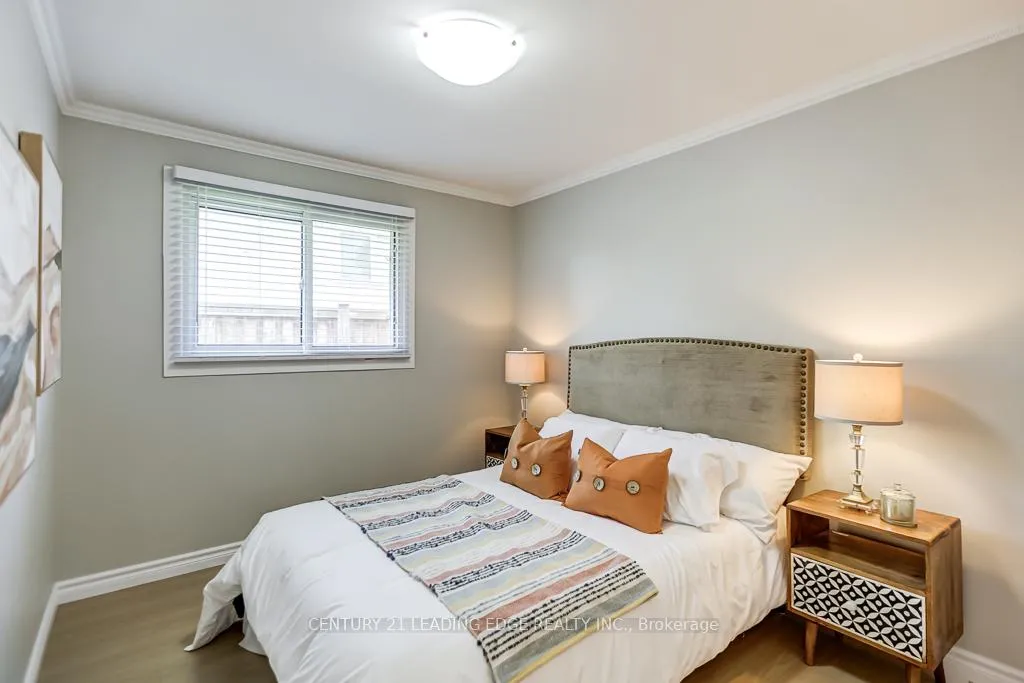 Photo 13 of 92 Drakefield Road, Markham, Bullock — HOMEH