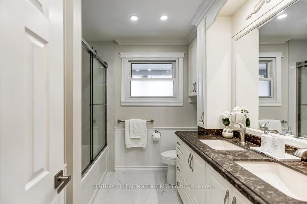 Photo 15 of 92 Drakefield Road, Markham, Bullock — HOMEH