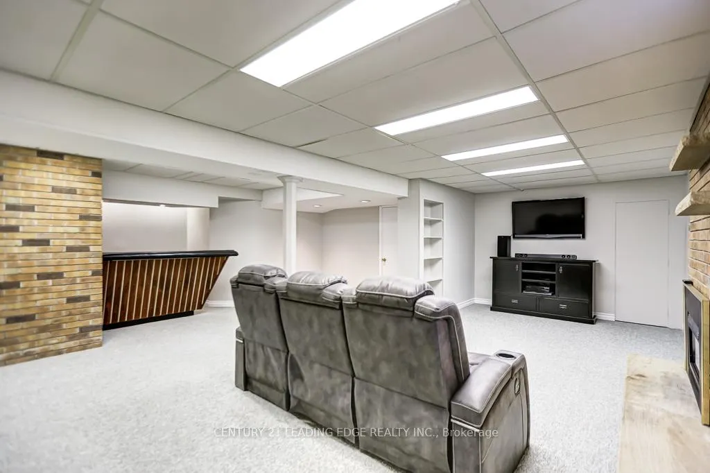 Photo 16 of 92 Drakefield Road, Markham, Bullock — HOMEH