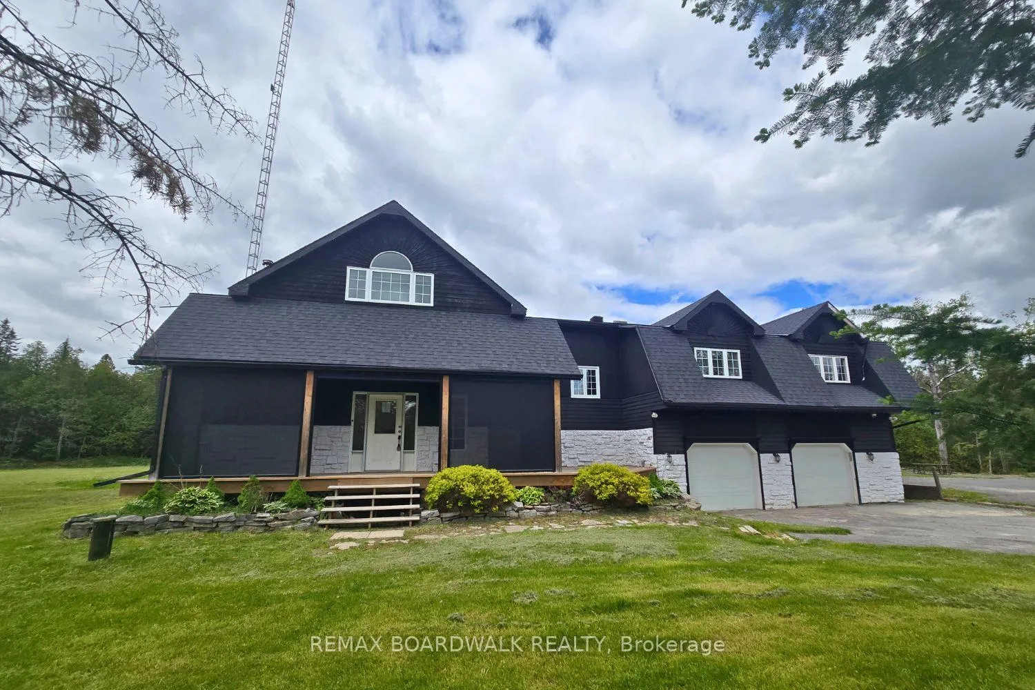 Photo 2 of 776 Kings Creek Road, Beckwith, Beckwith Twp — HOMEH