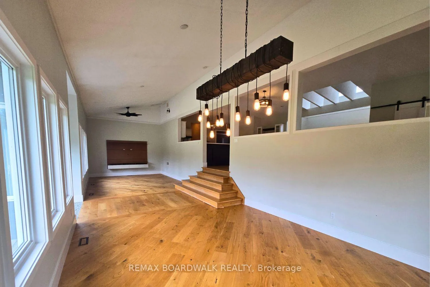 Photo 10 of 776 Kings Creek Road, Beckwith, Beckwith Twp — HOMEH