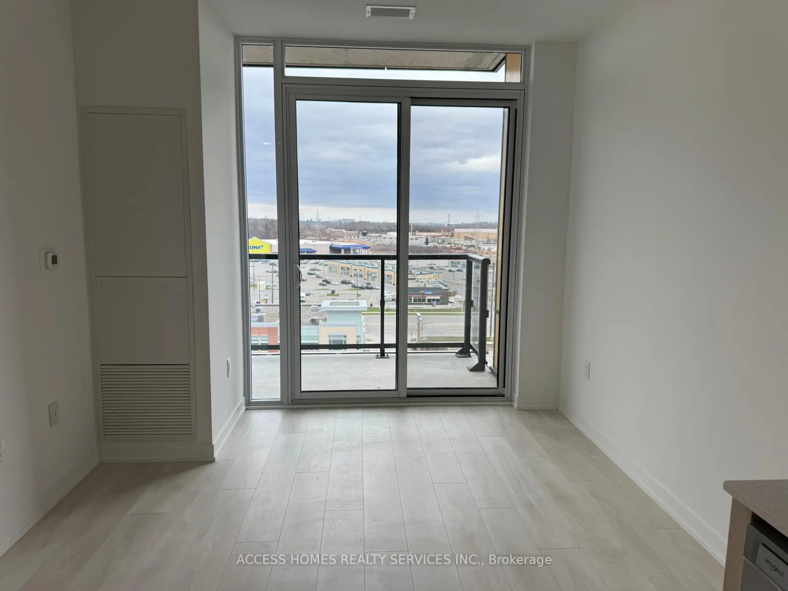 Photo 5 of Unit C904, 4878 Powers Common, Burlington, Alton — HOMEH