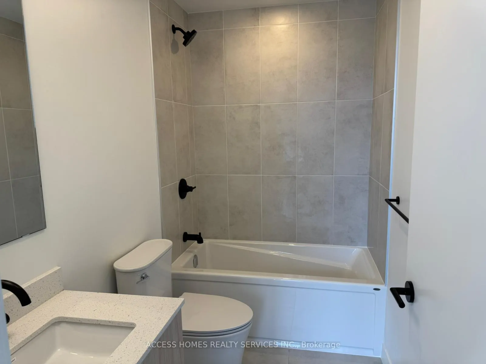 Photo 7 of Unit C904, 4878 Powers Common, Burlington, Alton — HOMEH