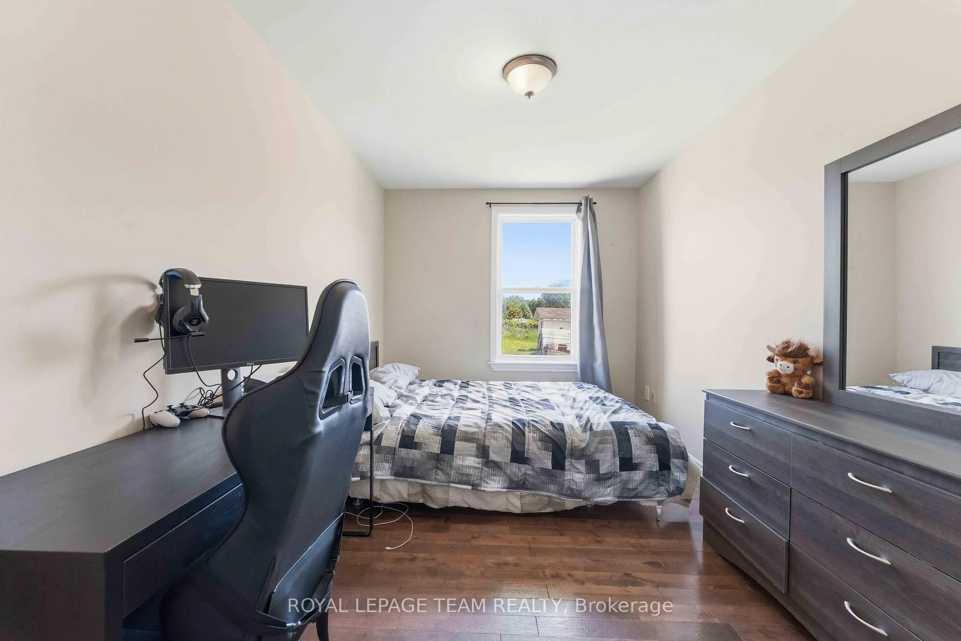 Photo 23 of 1628 Stanleyfield Crescent, Ottawa, Greely — HOMEH