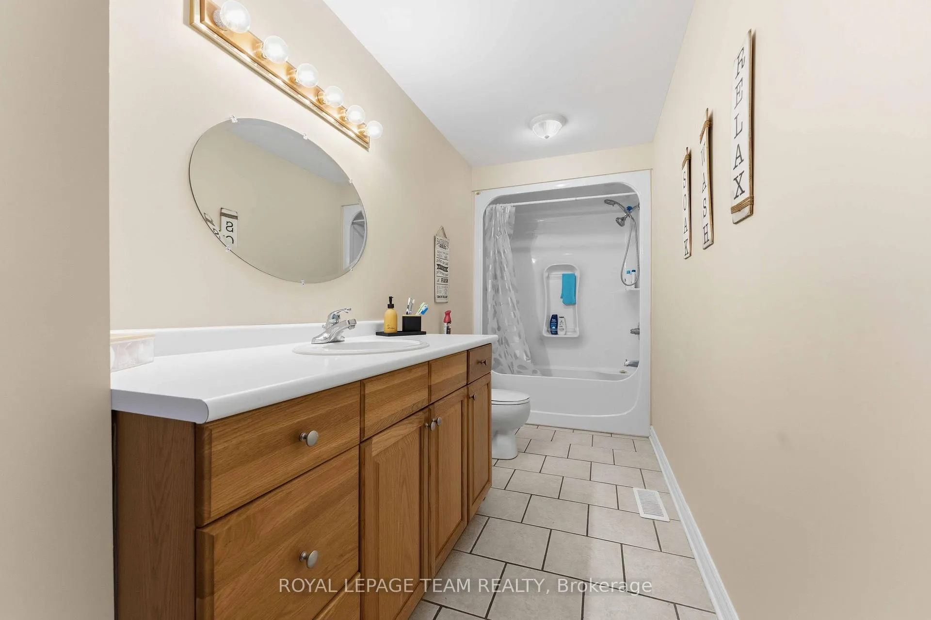 Photo 25 of 1628 Stanleyfield Crescent, Ottawa, Greely — HOMEH