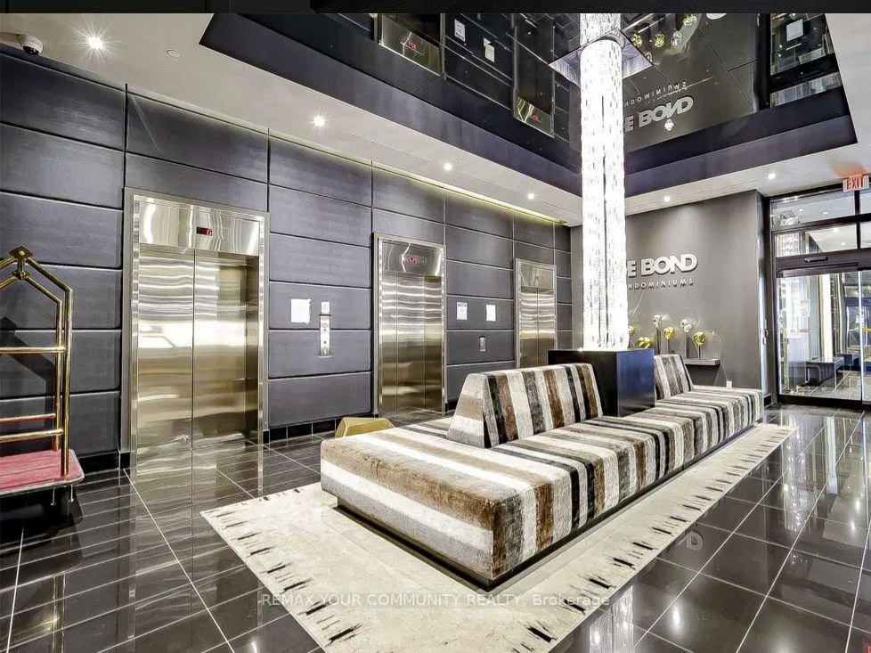 Photo 16 of Unit 2102, 290 Adelaide Street W, Toronto, Waterfront Communities — HOMEH