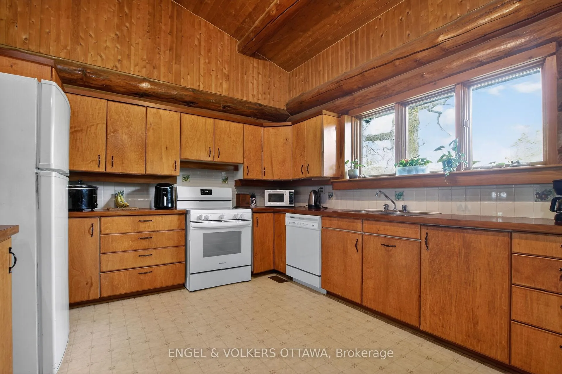 Photo 7 of 531 Mackay Line Road, Tay Valley, Bathurst/Burgess & Sherbrooke (Bathurst) Twp — HOMEH
