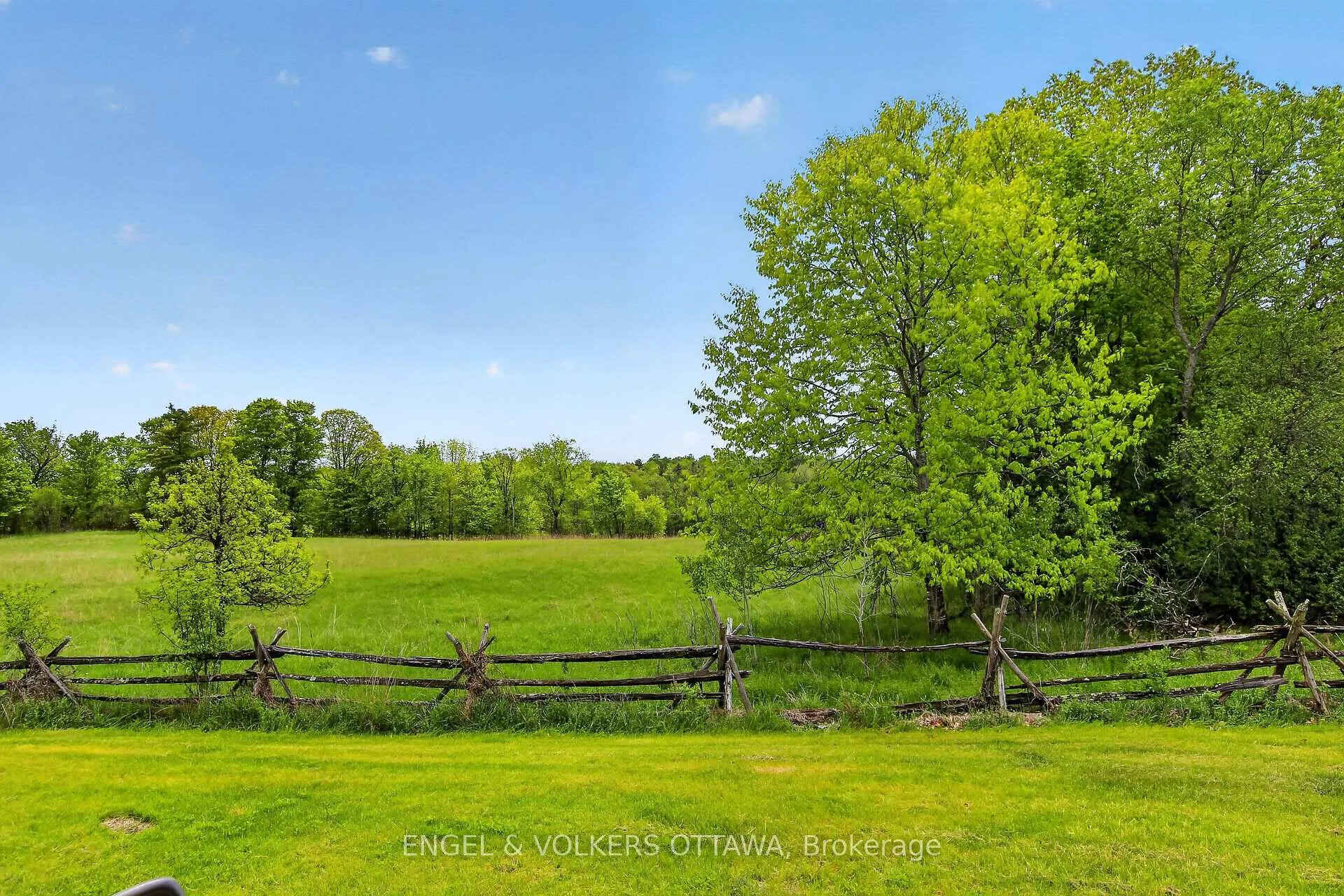 Photo 25 of 531 Mackay Line Road, Tay Valley, Bathurst/Burgess & Sherbrooke (Bathurst) Twp — HOMEH