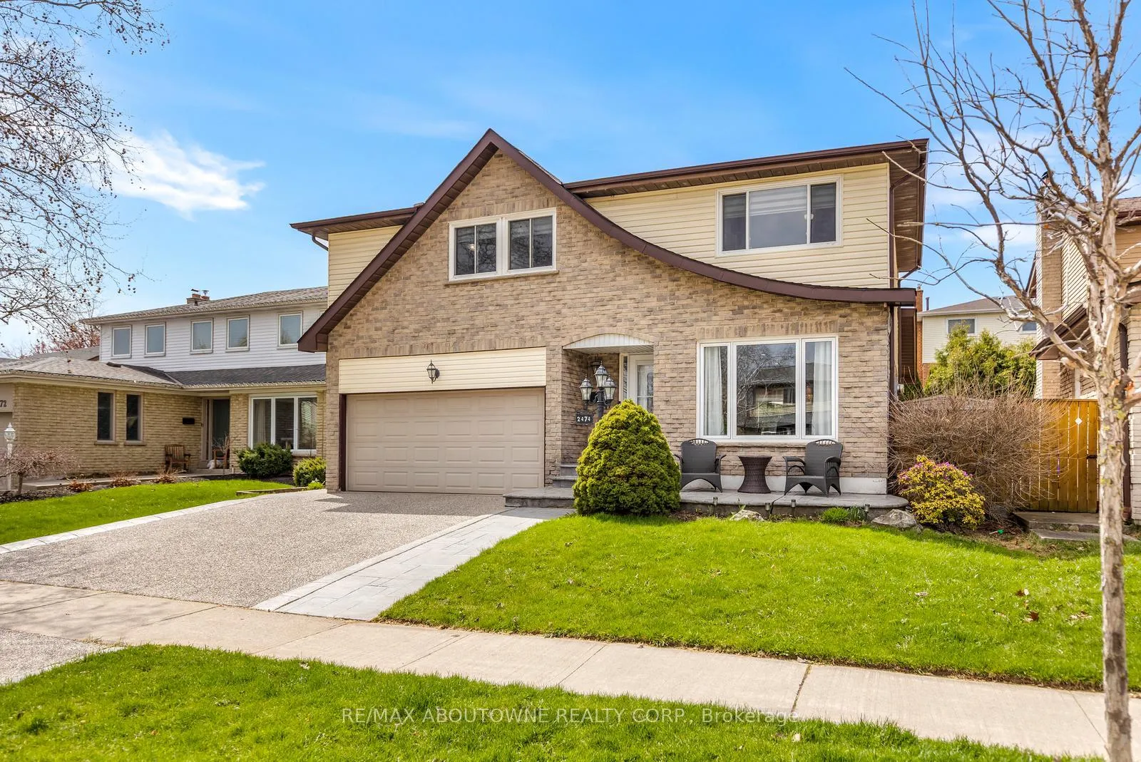 Photo 3 of 2474 Cavendish Drive, Burlington, Brant Hills — HOMEH