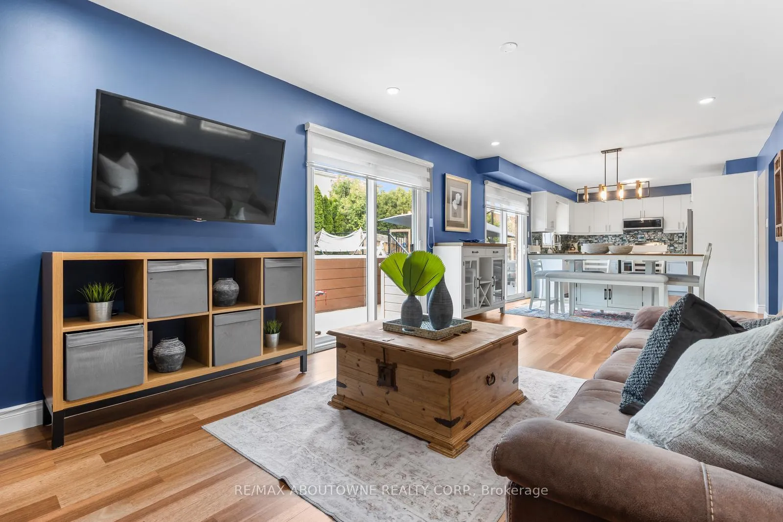 Photo 16 of 2474 Cavendish Drive, Burlington, Brant Hills — HOMEH