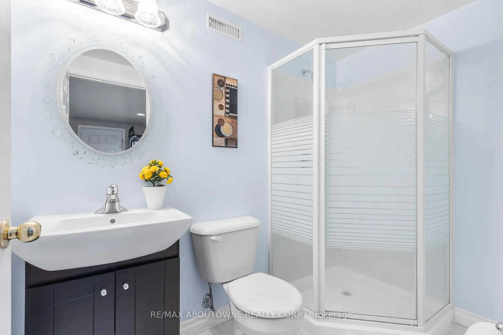 Photo 33 of 2474 Cavendish Drive, Burlington, Brant Hills — HOMEH