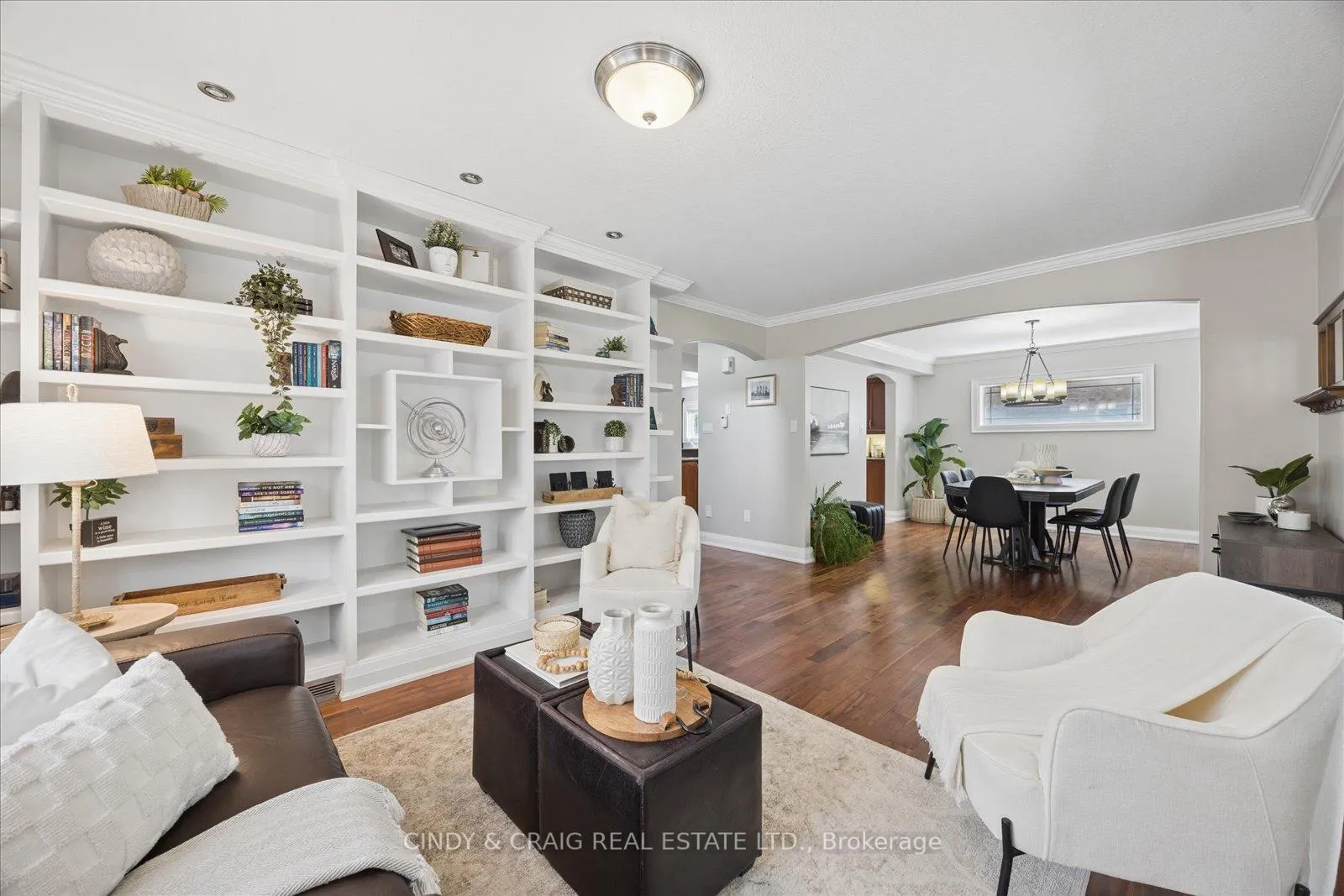 Photo 4 of 121 Fenning Drive, Clarington, Courtice — HOMEH