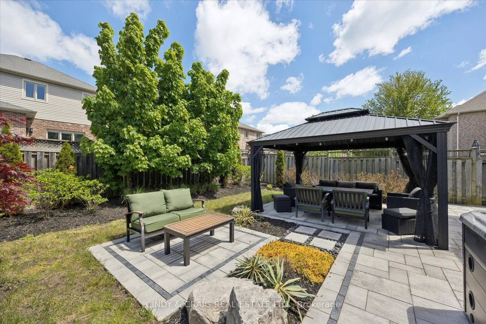 Photo 18 of 121 Fenning Drive, Clarington, Courtice — HOMEH