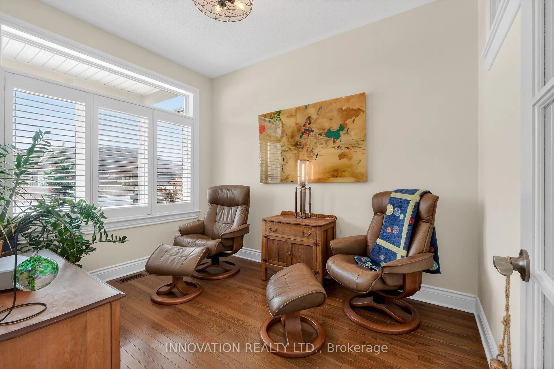 Photo 5 of 127 Elfin Grove, Ottawa, Kanata - Emerald Meadows/Trailwest — HOMEH