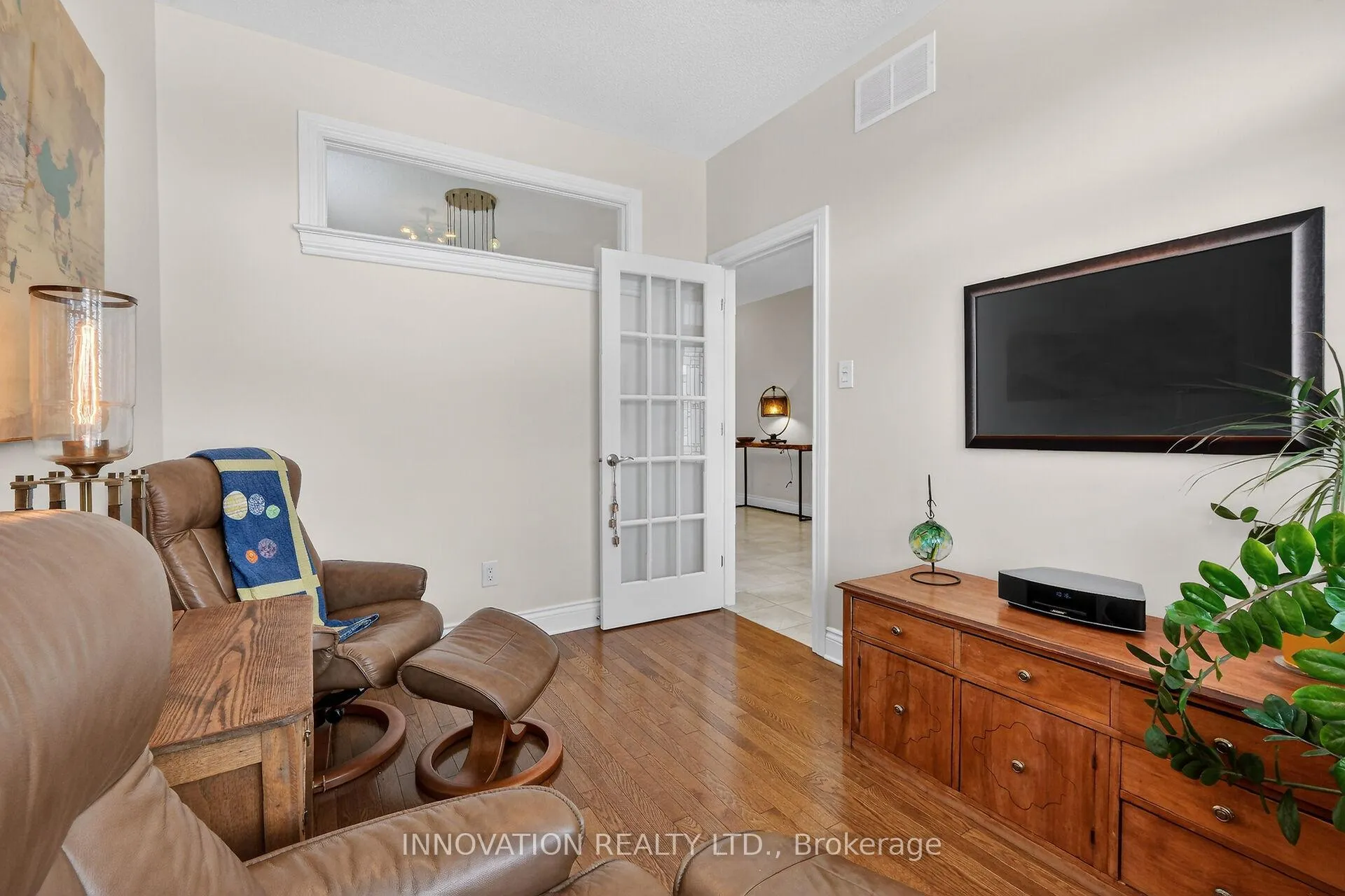 Photo 6 of 127 Elfin Grove, Ottawa, Kanata - Emerald Meadows/Trailwest — HOMEH