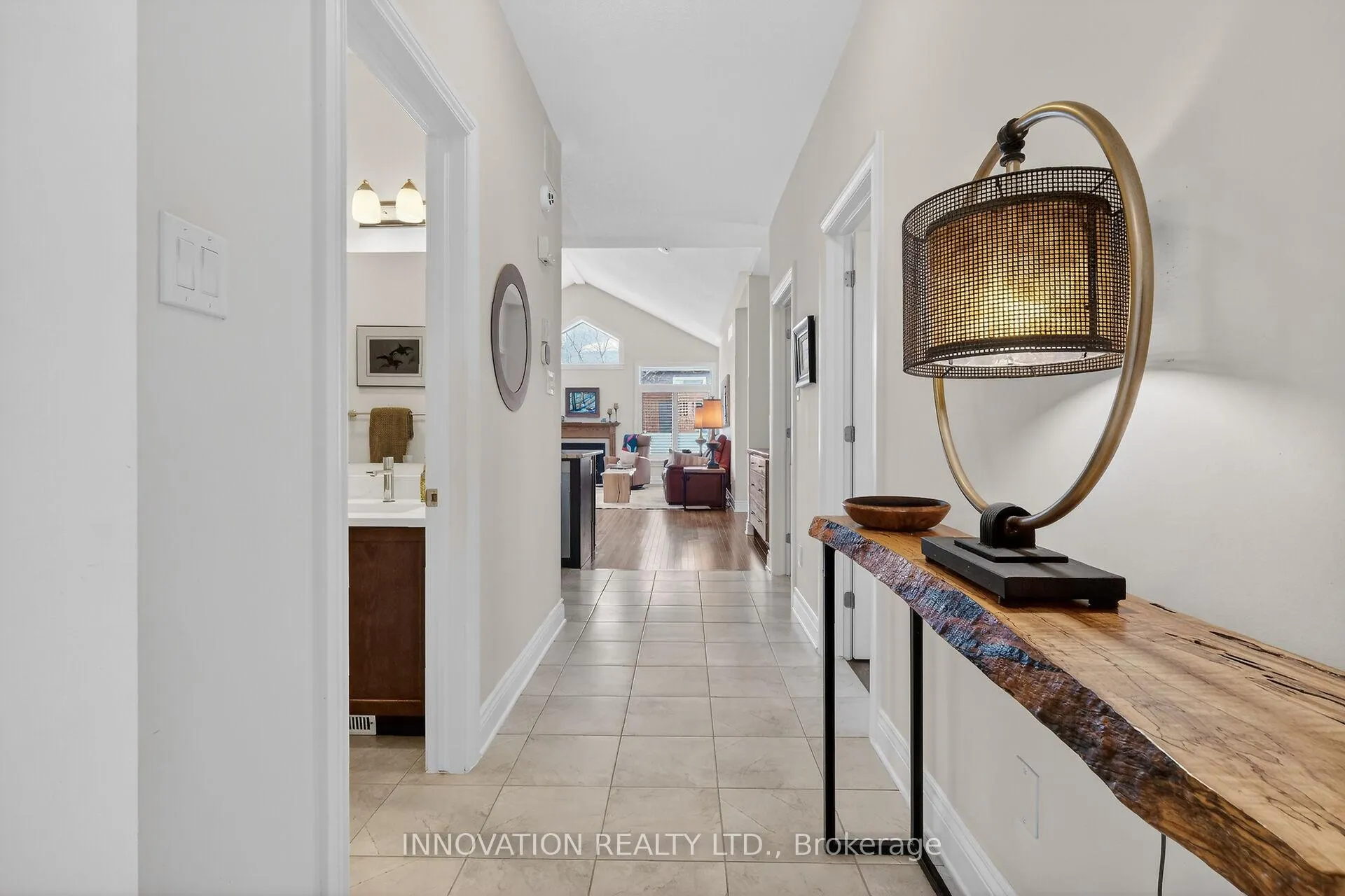 Photo 7 of 127 Elfin Grove, Ottawa, Kanata - Emerald Meadows/Trailwest — HOMEH
