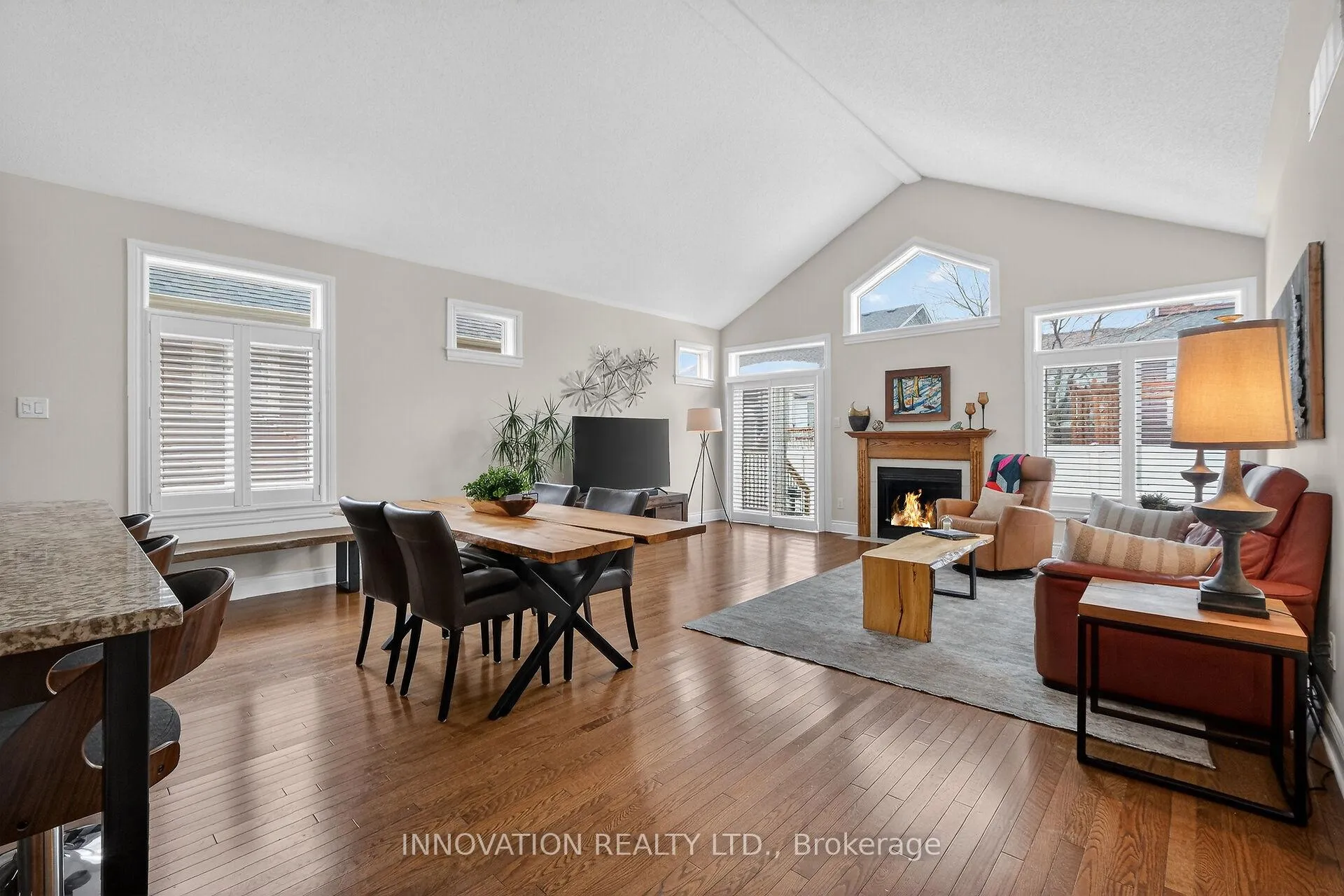 Photo 9 of 127 Elfin Grove, Ottawa, Kanata - Emerald Meadows/Trailwest — HOMEH