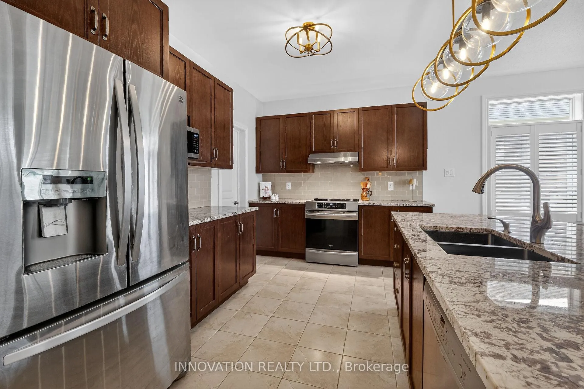 Photo 15 of 127 Elfin Grove, Ottawa, Kanata - Emerald Meadows/Trailwest — HOMEH