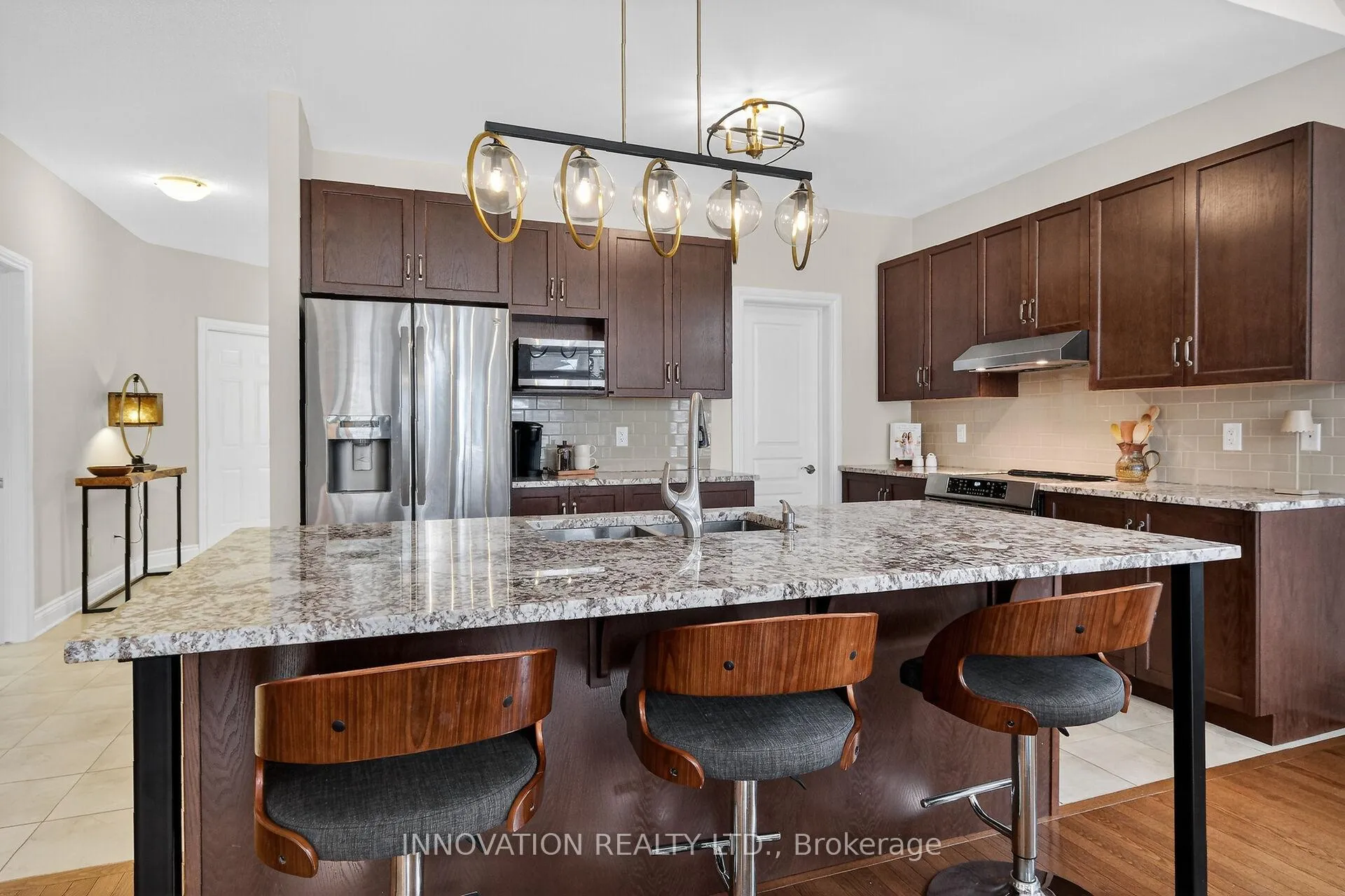 Photo 16 of 127 Elfin Grove, Ottawa, Kanata - Emerald Meadows/Trailwest — HOMEH