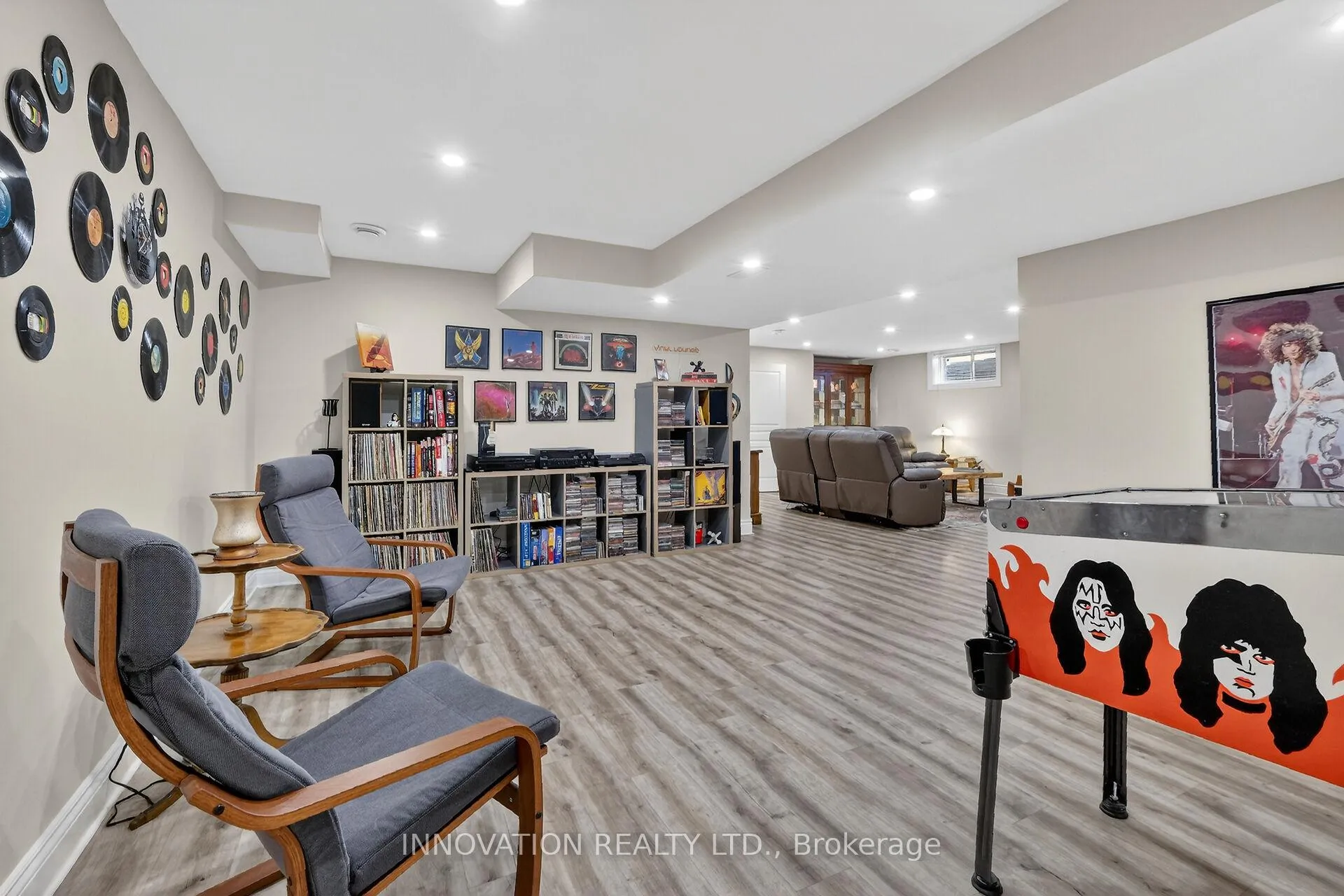 Photo 30 of 127 Elfin Grove, Ottawa, Kanata - Emerald Meadows/Trailwest — HOMEH