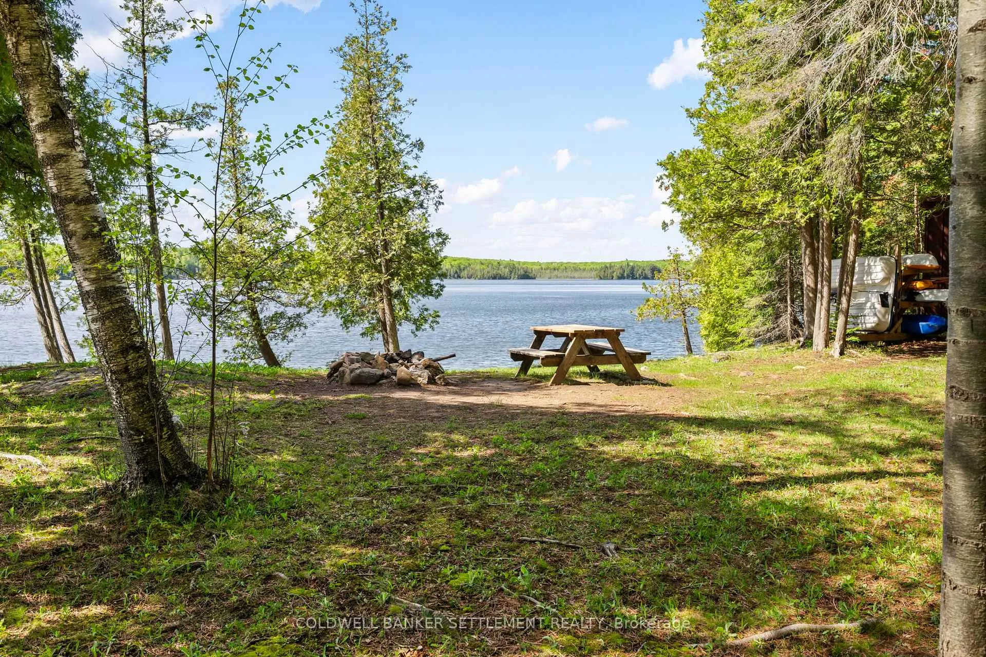 Photo 25 of 1247b Green Forest Way, Frontenac, Frontenac North — HOMEH