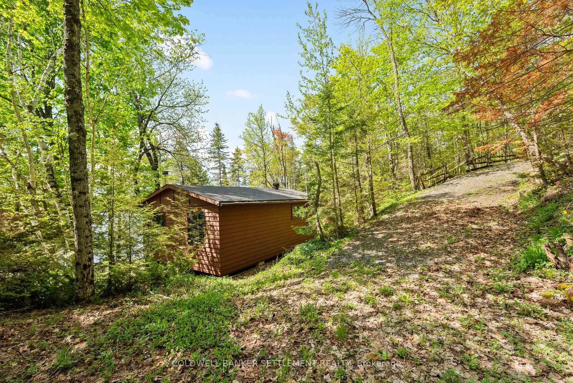 Photo 28 of 1247b Green Forest Way, Frontenac, Frontenac North — HOMEH