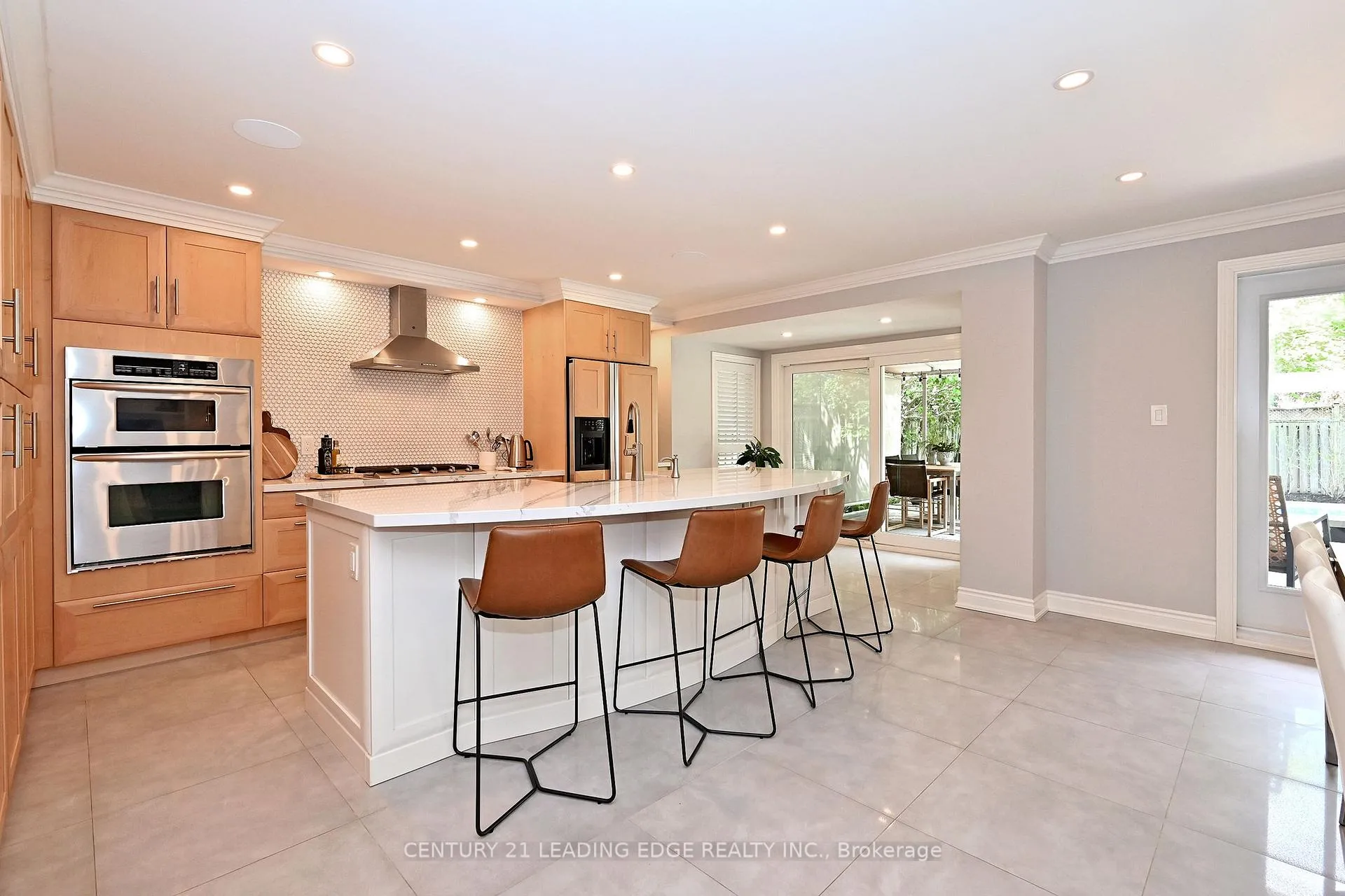 Photo 9 of 4 Ferndell Circle, Markham, Unionville — HOMEH