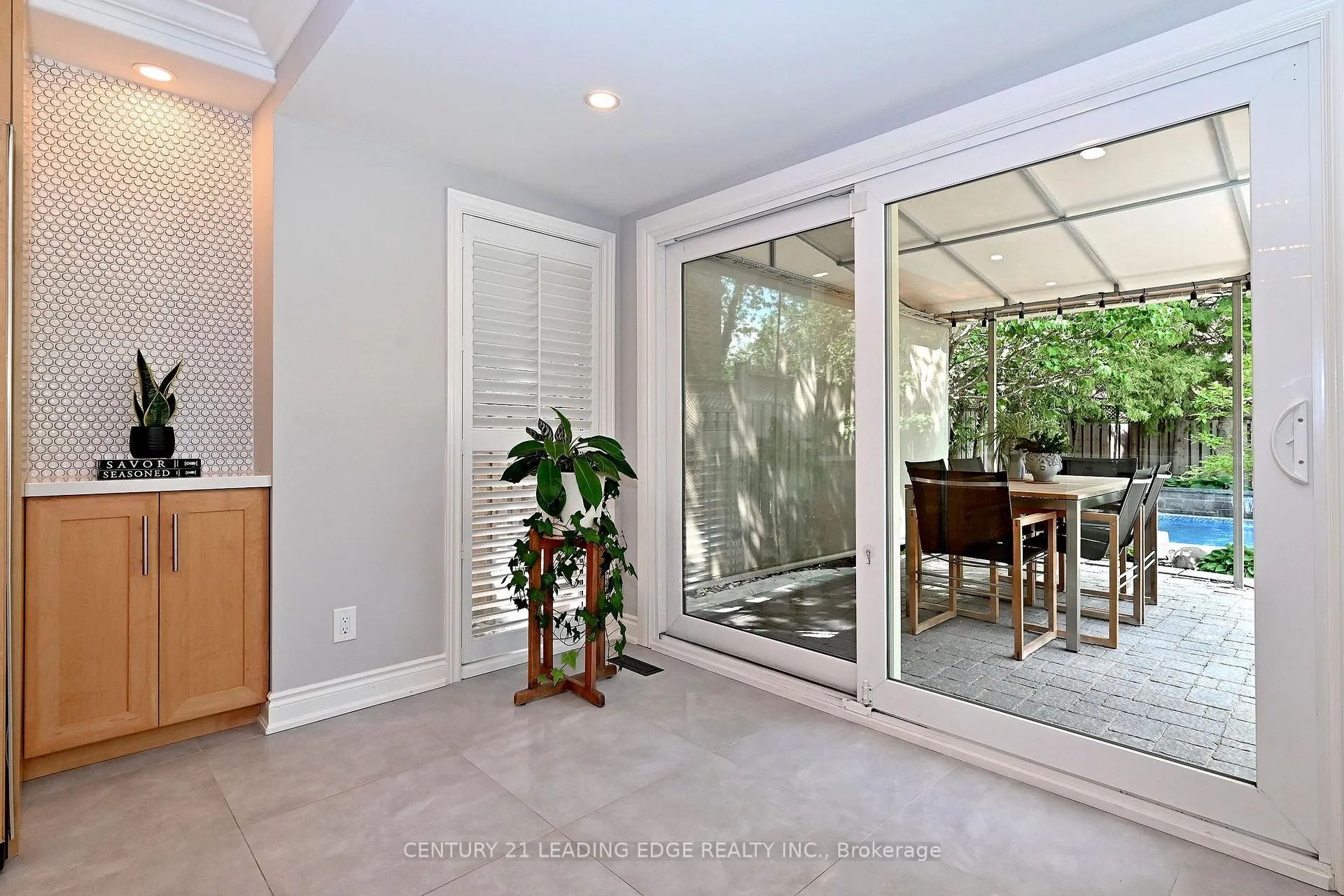 Photo 15 of 4 Ferndell Circle, Markham, Unionville — HOMEH