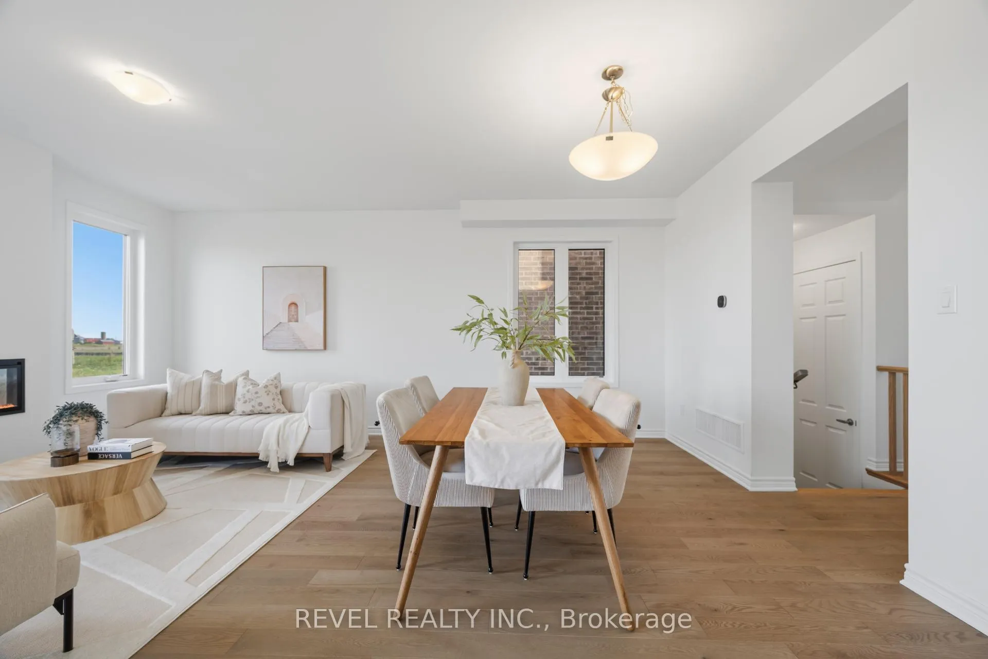 Photo 7 of 1433 Richardson Way, Milton, Bowes — HOMEH