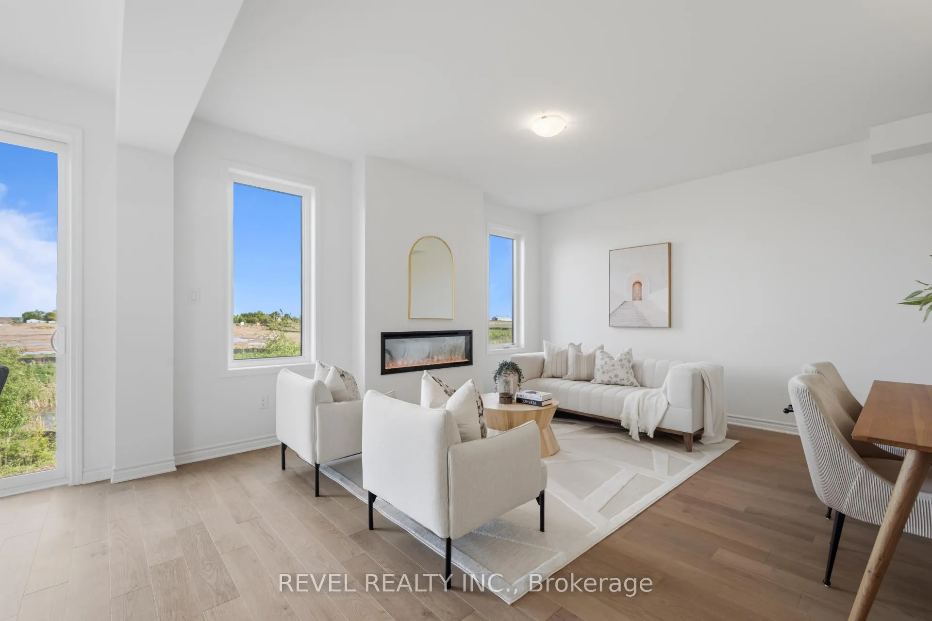 Photo 8 of 1433 Richardson Way, Milton, Bowes — HOMEH