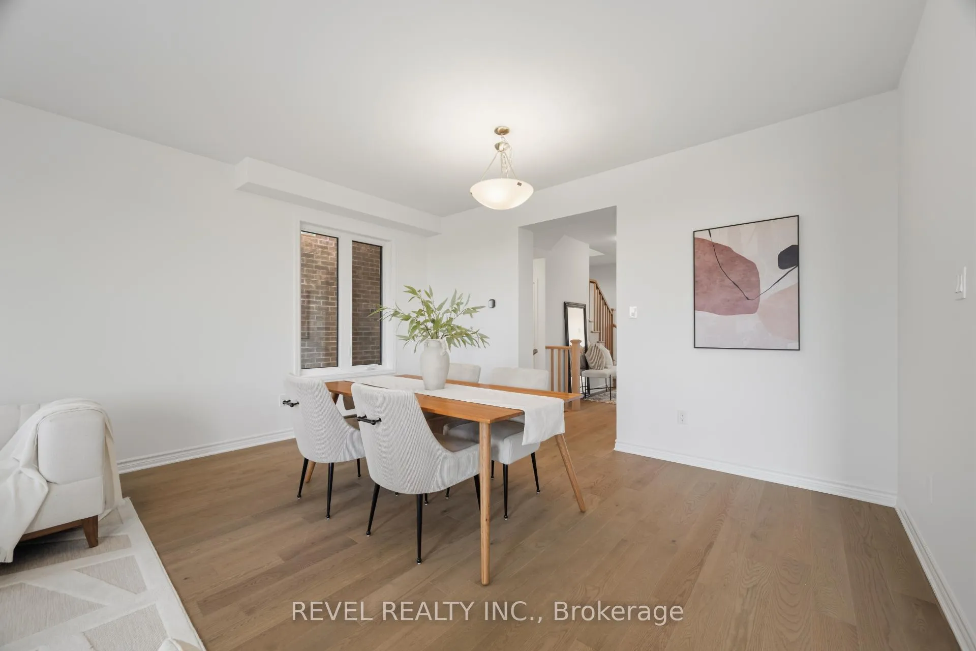 Photo 9 of 1433 Richardson Way, Milton, Bowes — HOMEH