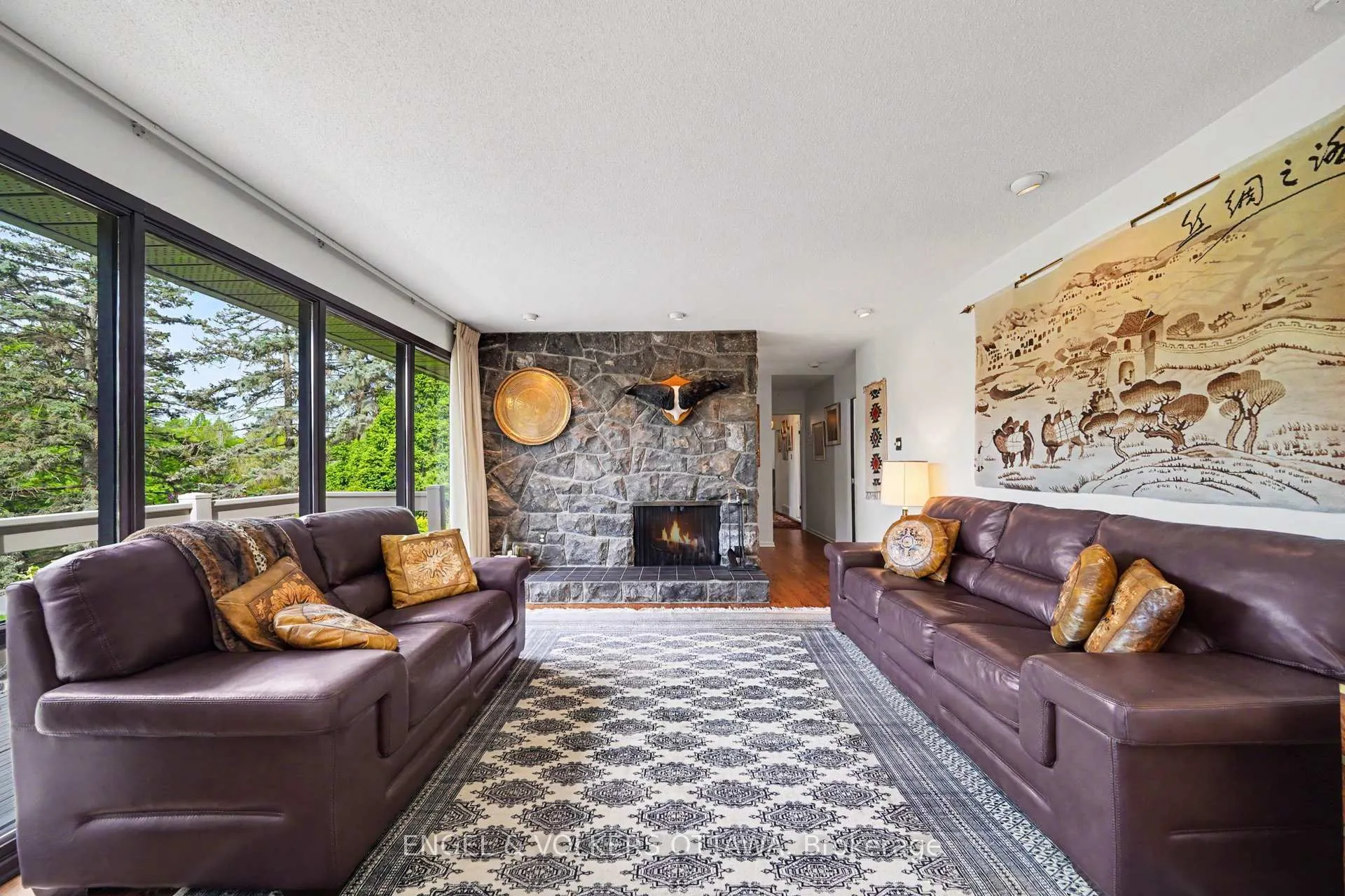 Photo 13 of 17 Goodwood Drive, Ottawa, Barrhaven - Hearts Desire — HOMEH