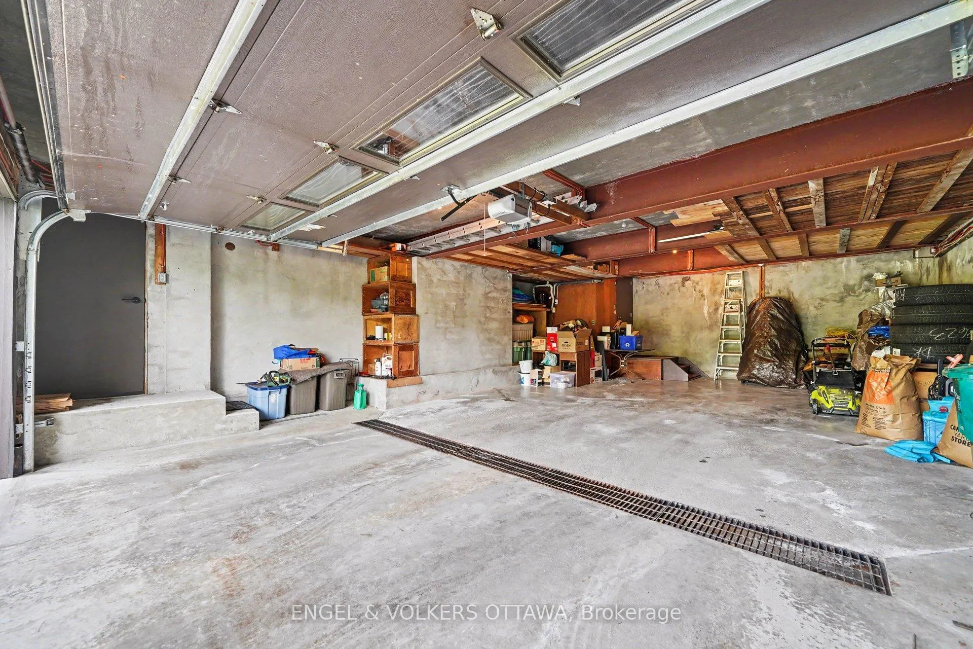 Photo 35 of 17 Goodwood Drive, Ottawa, Barrhaven - Hearts Desire — HOMEH