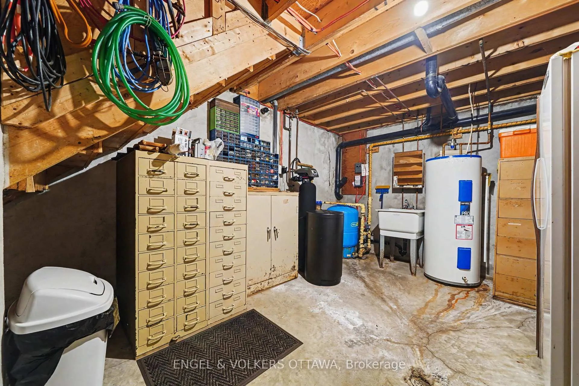 Photo 36 of 17 Goodwood Drive, Ottawa, Barrhaven - Hearts Desire — HOMEH