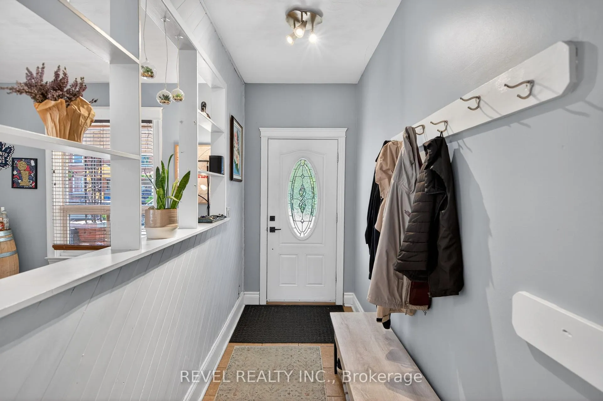 Photo 4 of 125 Balsam Avenue S, Hamilton, Blakeley — HOMEH