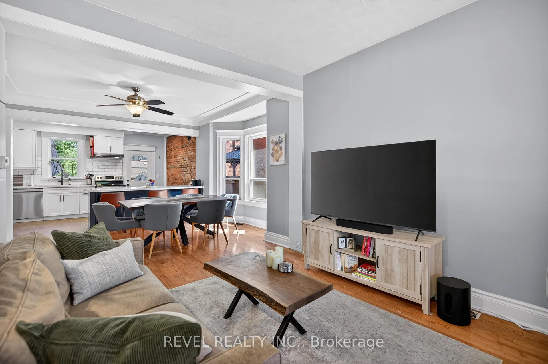 Photo 7 of 125 Balsam Avenue S, Hamilton, Blakeley — HOMEH