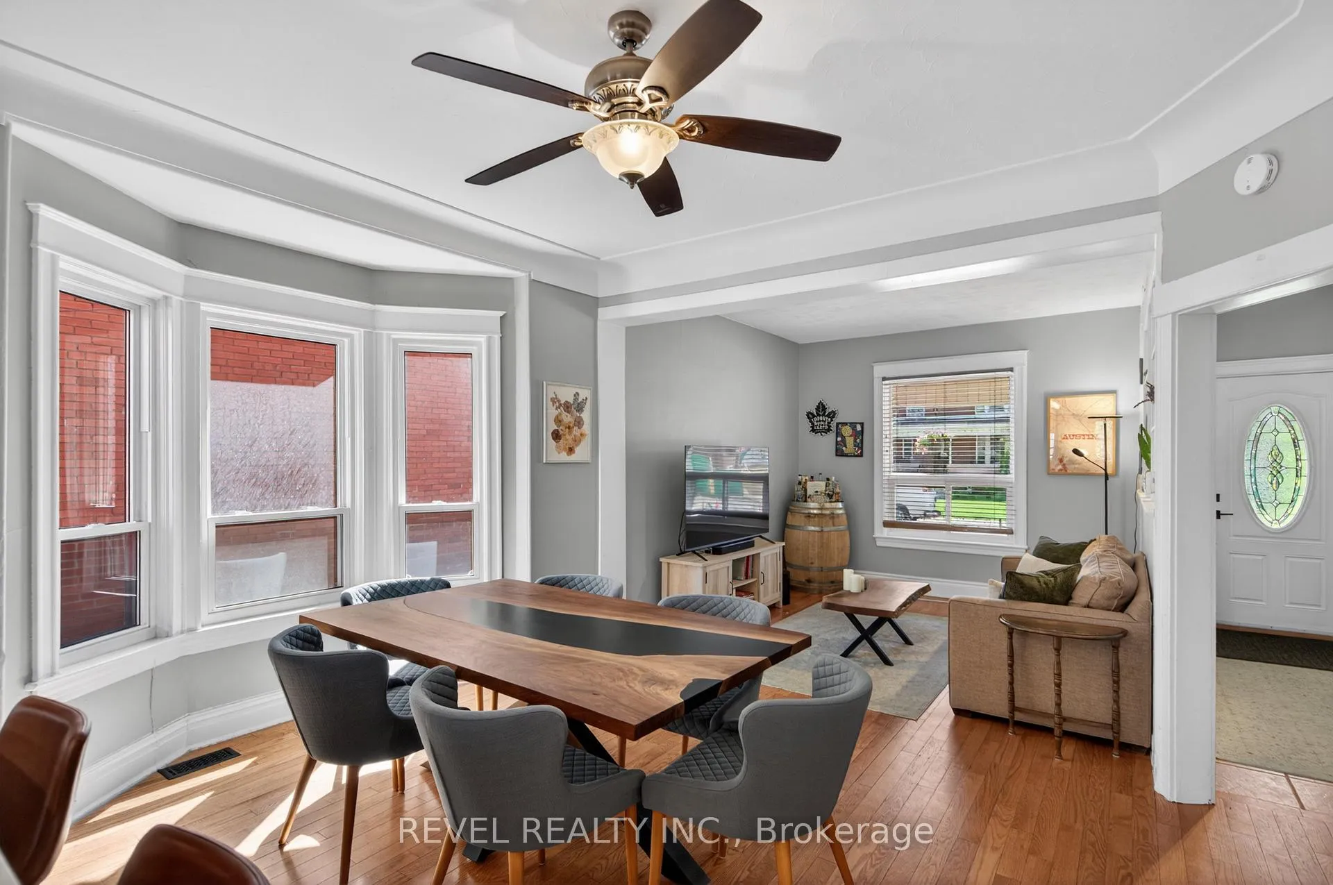 Photo 11 of 125 Balsam Avenue S, Hamilton, Blakeley — HOMEH