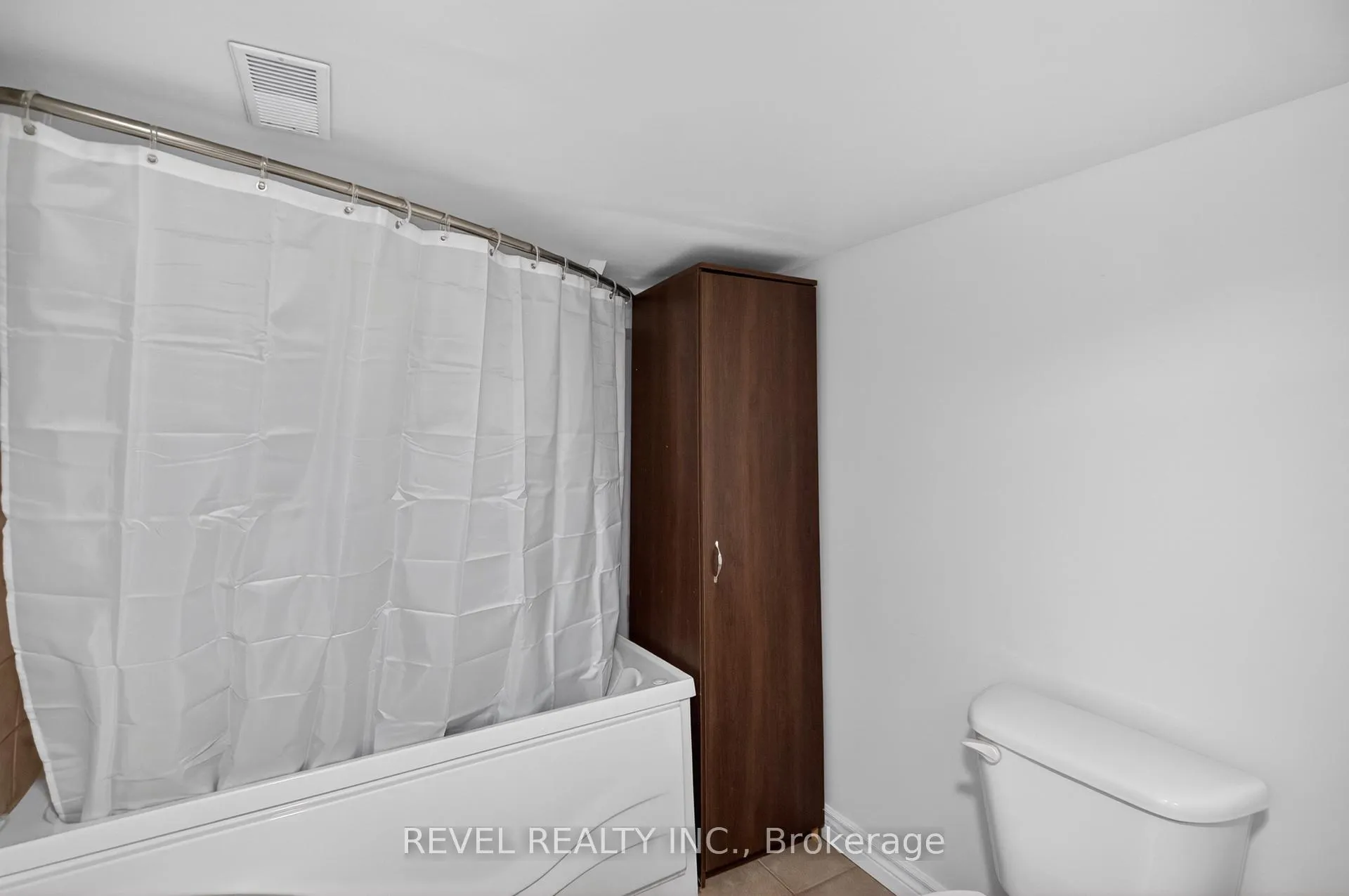 Photo 36 of 125 Balsam Avenue S, Hamilton, Blakeley — HOMEH