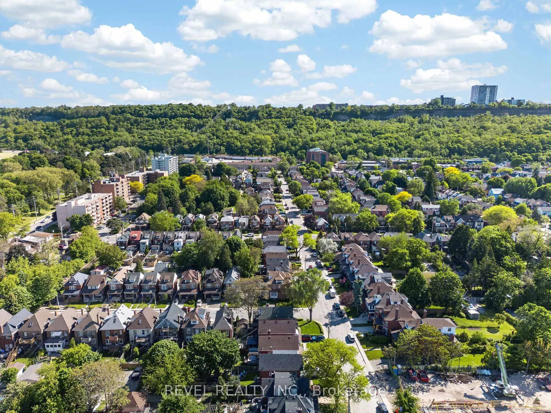 Photo 43 of 125 Balsam Avenue S, Hamilton, Blakeley — HOMEH