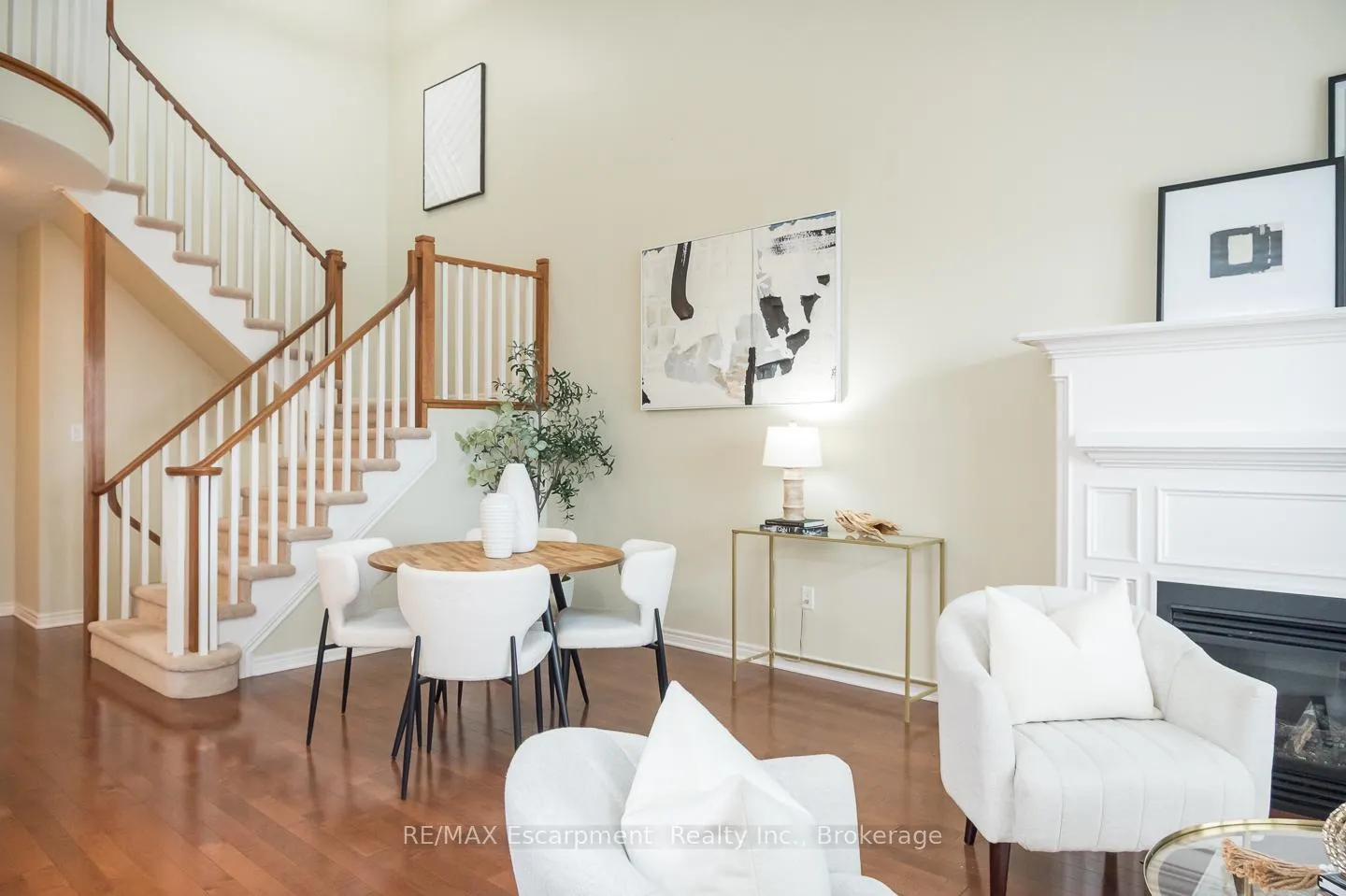 Photo 24 of 6293 Pinestone Road, Niagara Falls, Stamford — HOMEH