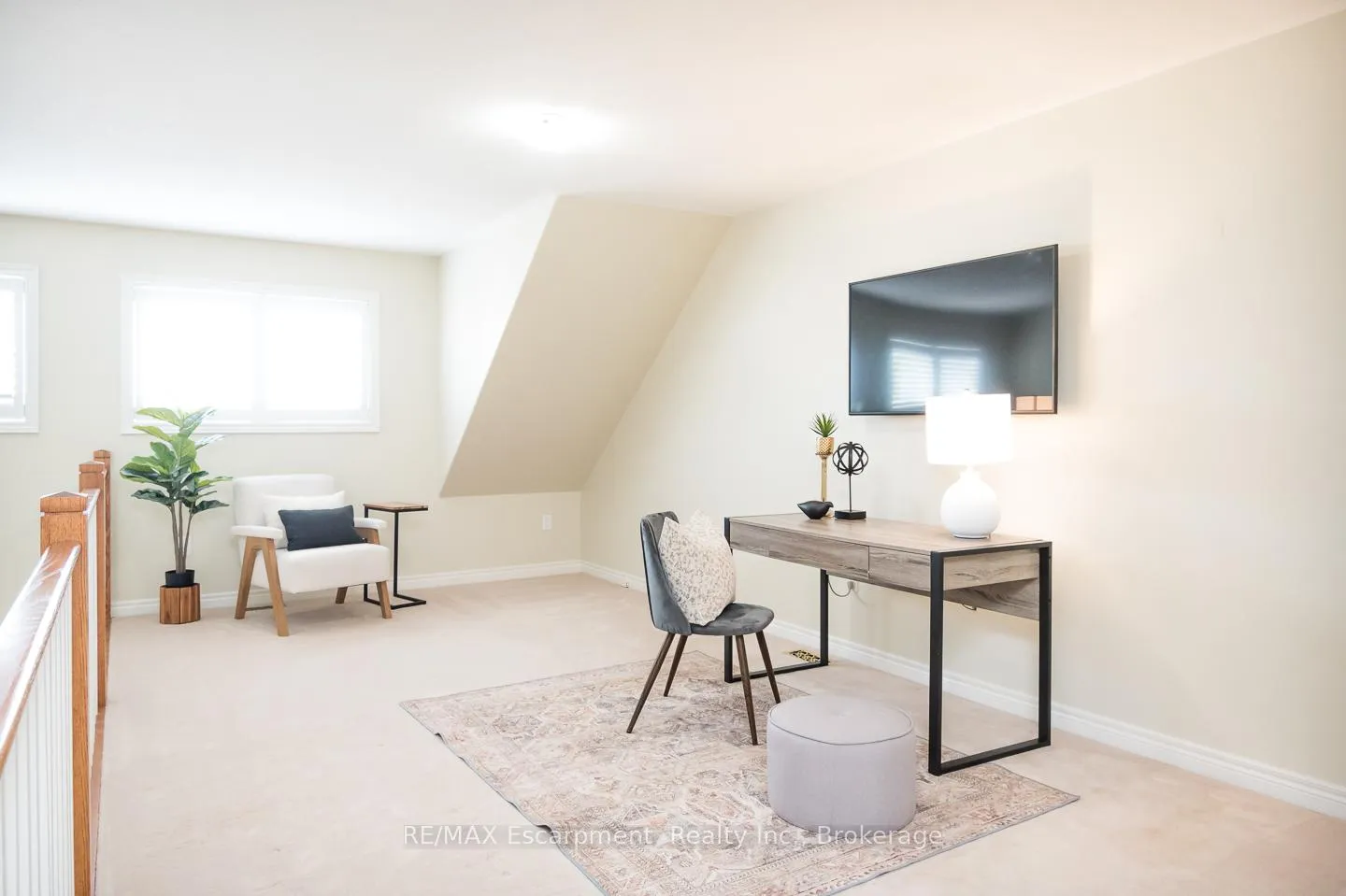 Photo 30 of 6293 Pinestone Road, Niagara Falls, Stamford — HOMEH
