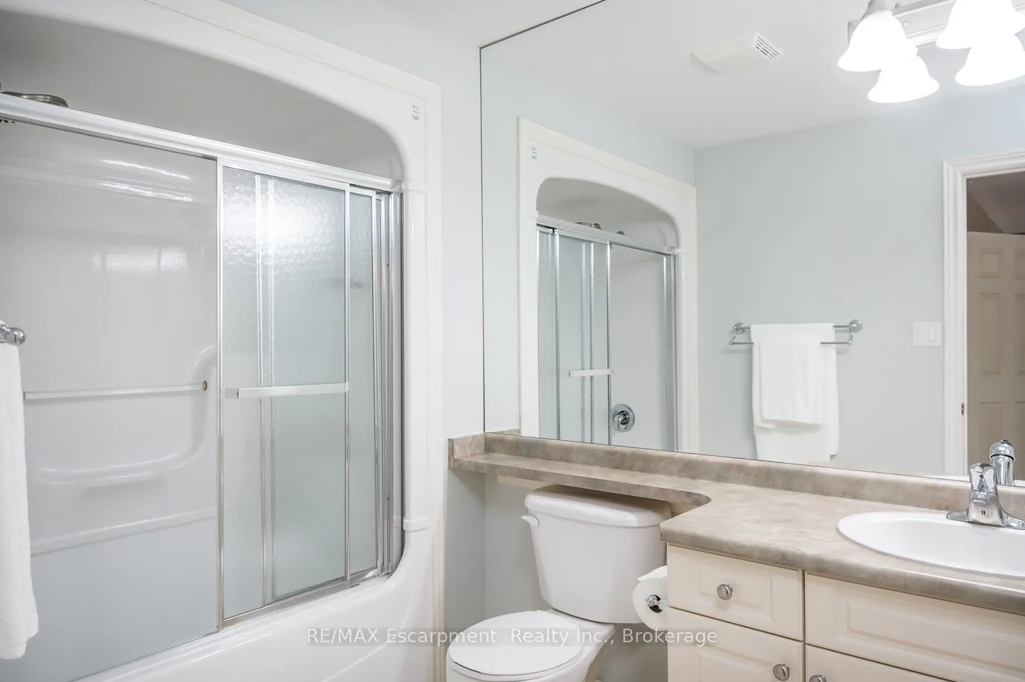 Photo 35 of 6293 Pinestone Road, Niagara Falls, Stamford — HOMEH