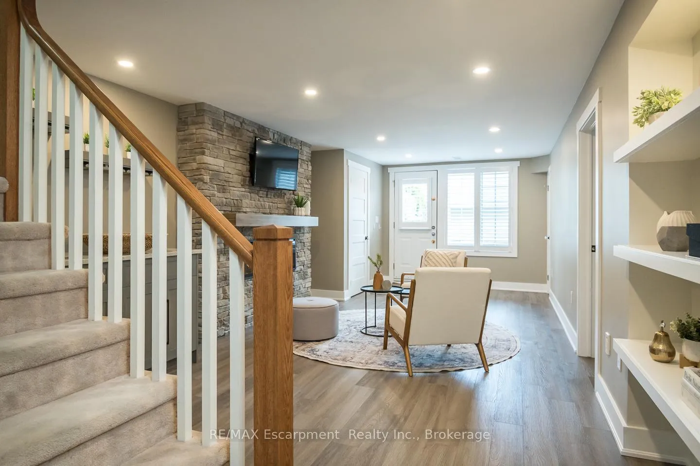 Photo 37 of 6293 Pinestone Road, Niagara Falls, Stamford — HOMEH