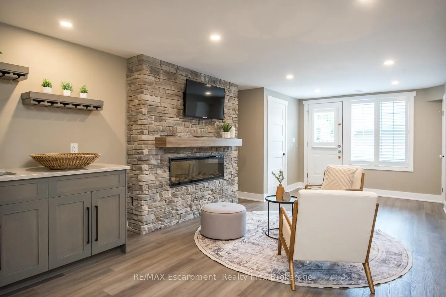Photo 38 of 6293 Pinestone Road, Niagara Falls, Stamford — HOMEH