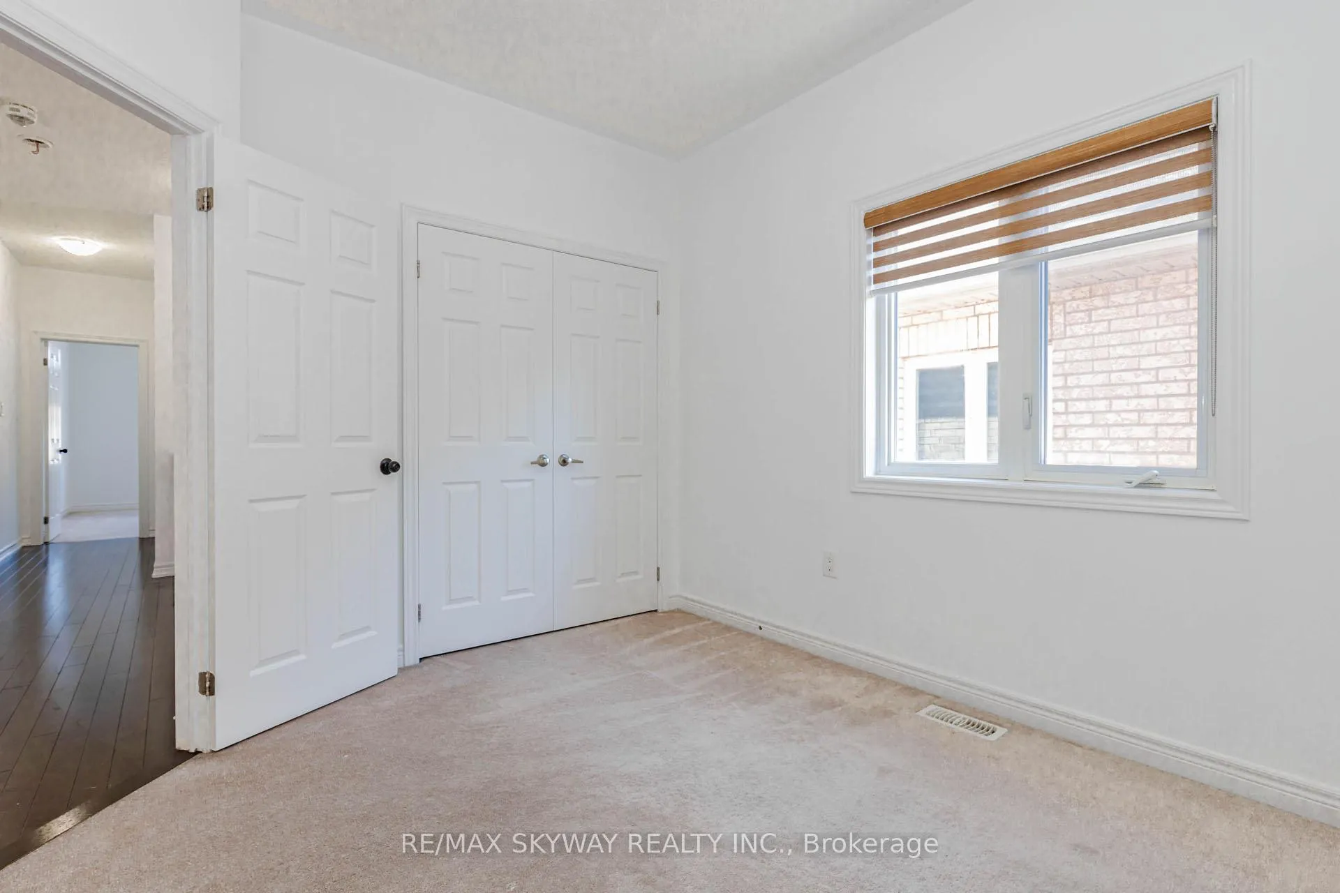 Photo 28 of 63 Vezna Crescent, Brampton, Credit Valley — HOMEH