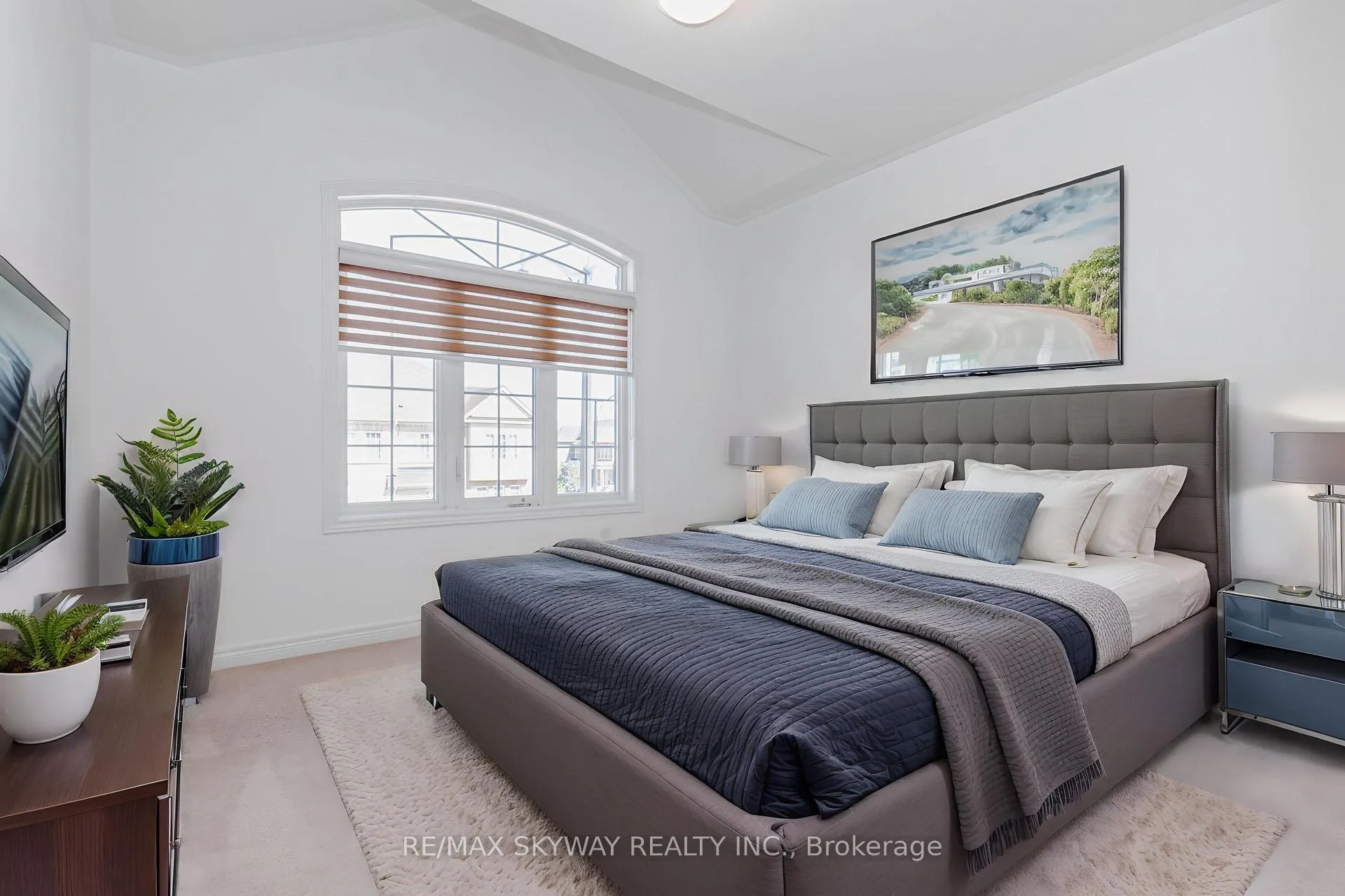 Photo 31 of 63 Vezna Crescent, Brampton, Credit Valley — HOMEH