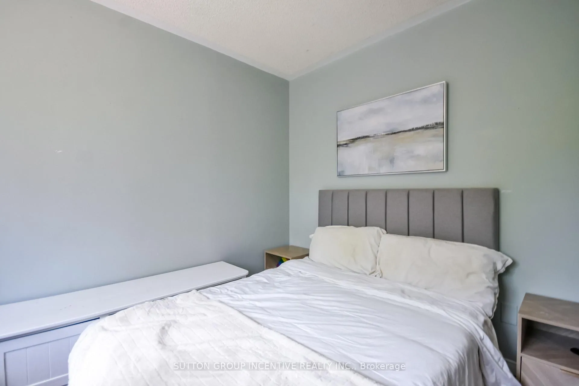 Photo 21 of 2448 Wallace Avenue, Innisfil, Alcona — HOMEH